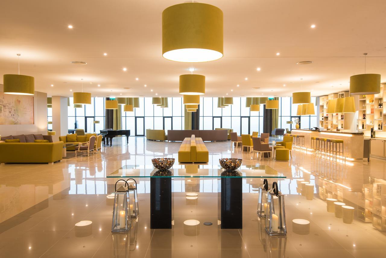 Vila Gale Sintra Exteriér fotografie The lounge at the airport